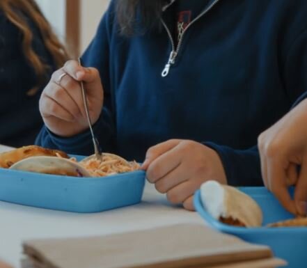 Schools prepare to use reusable containers
