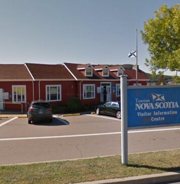 Talks underway on potential reopening of Port Hastings Visitor Information Centre